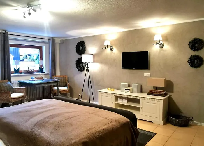 Haus Im Arnikagrund - Ferienwohnung & Privatzimmer